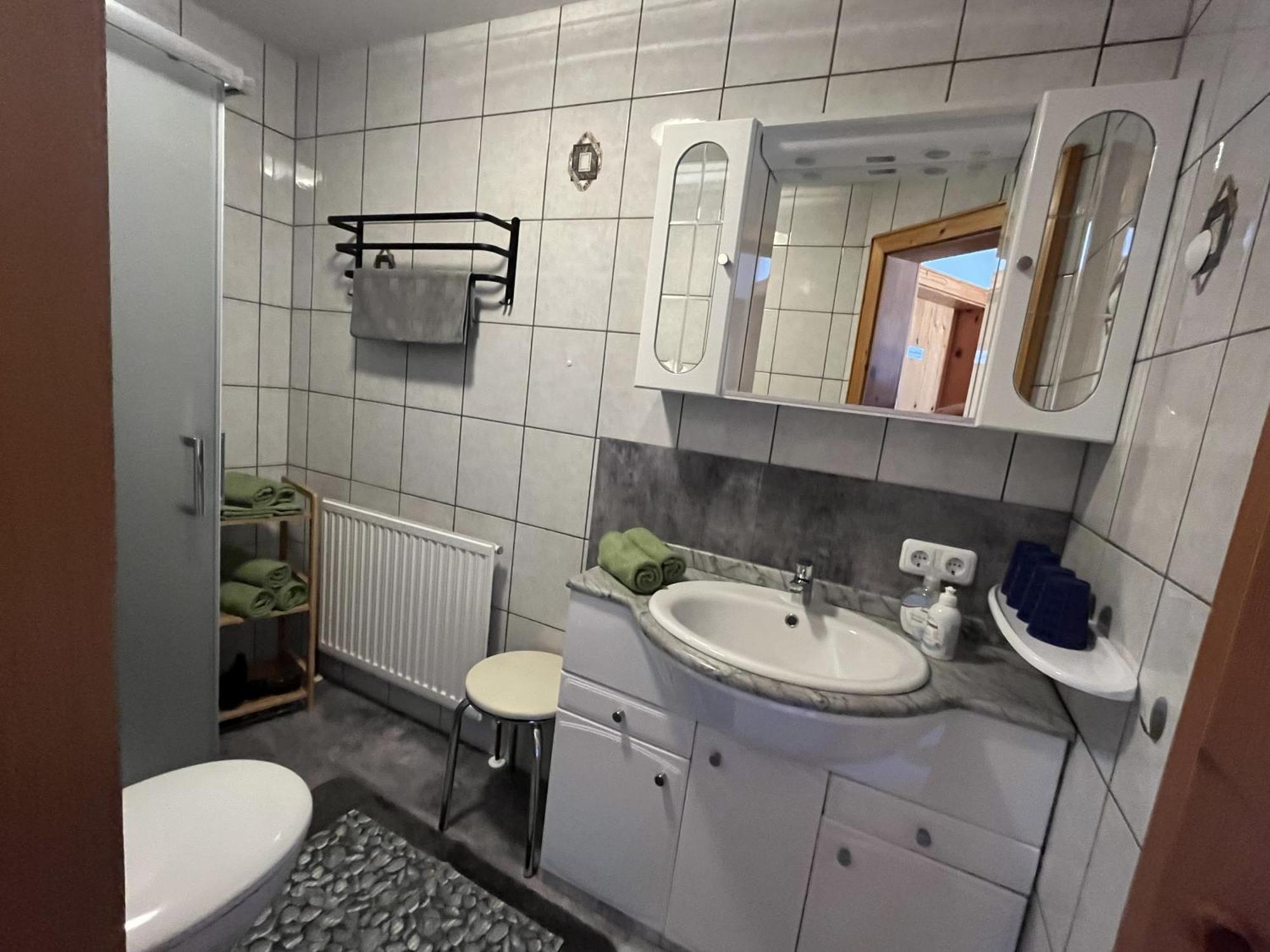 Apartment Familie Thomas Und Angelika Melmer Sankt Leonhard im Pitztal Eksteriør billede