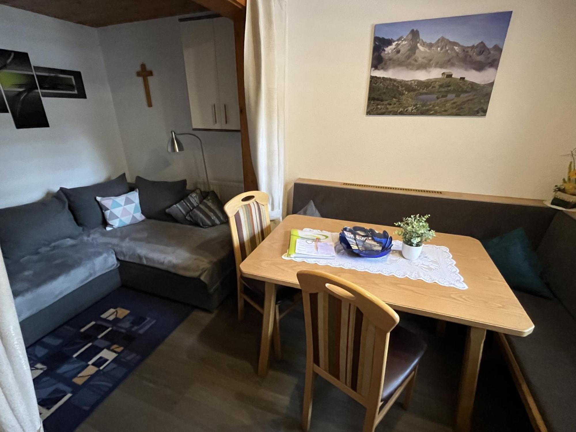 Apartment Familie Thomas Und Angelika Melmer Sankt Leonhard im Pitztal Eksteriør billede